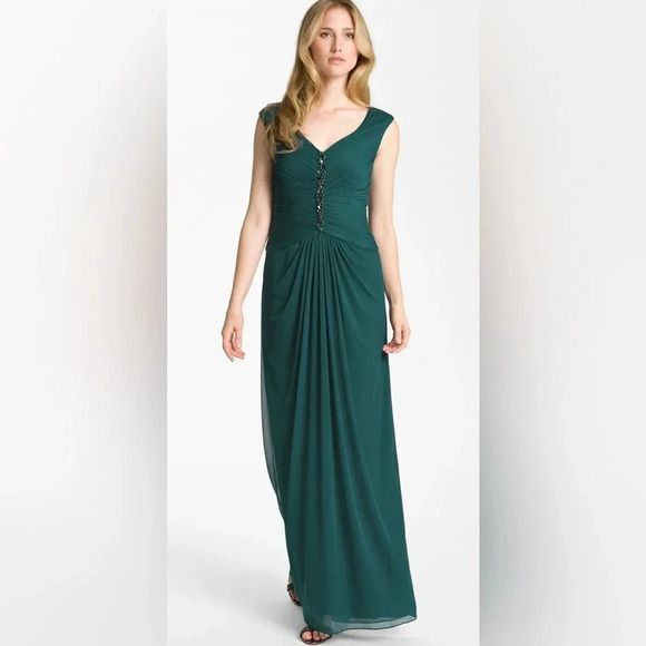 ! Adrianna Papell Embellished Pleated Bodice Mesh Gown Sz 4 Forest - Picture 1 of 7